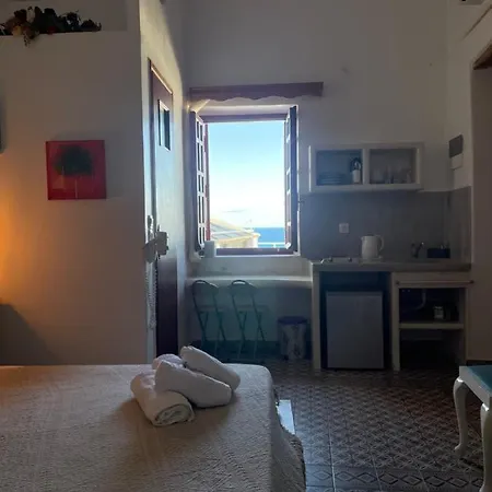 Burgos Barrio Hotell Naxos City