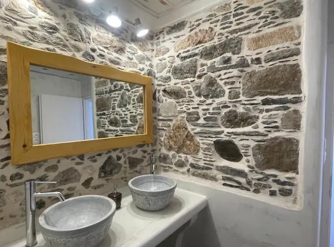 Hotel Burgos Barrio *