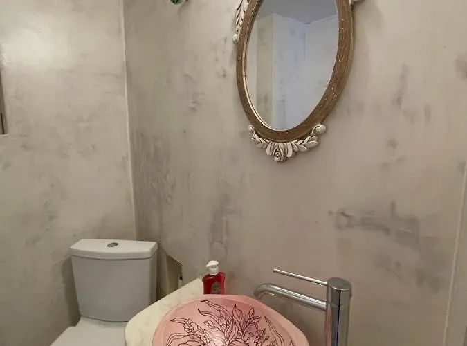 Burgos Barrio Otel *