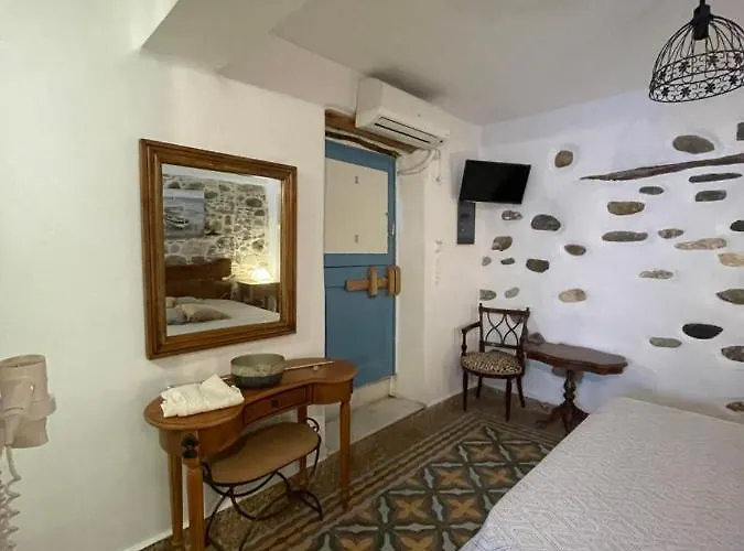 Hotel Burgos Barrio *