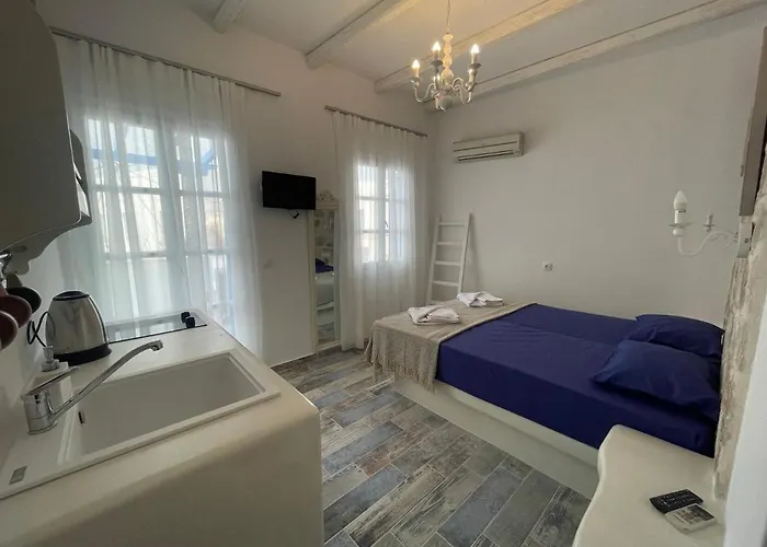 Otel Burgos Barrio Naxos City